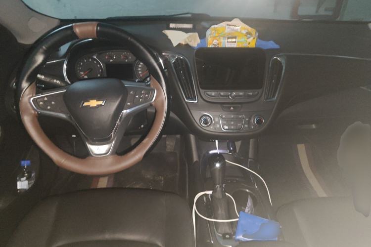 Used Chevrolet Malibu XL 2018 530T Automatic Ruiyi Edition Center Console