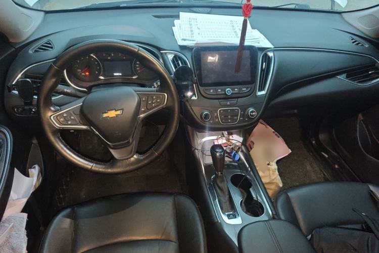 Used Chevrolet Malibu XL 2018 530T Automatic Ruiyi Edition Center Console