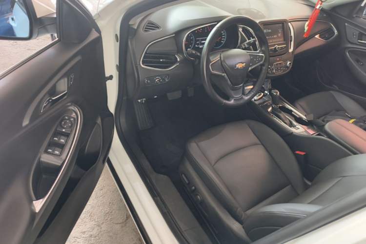 Used Chevrolet Malibu XL 2018 530T Automatic RuiChi Edition Driver Seat