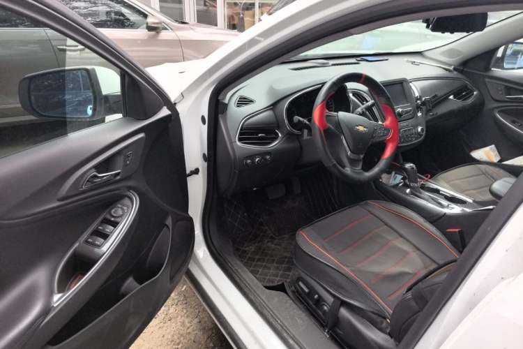 Used Chevrolet Malibu XL 2018 530T Automatic RuiChi Edition Driver Seat