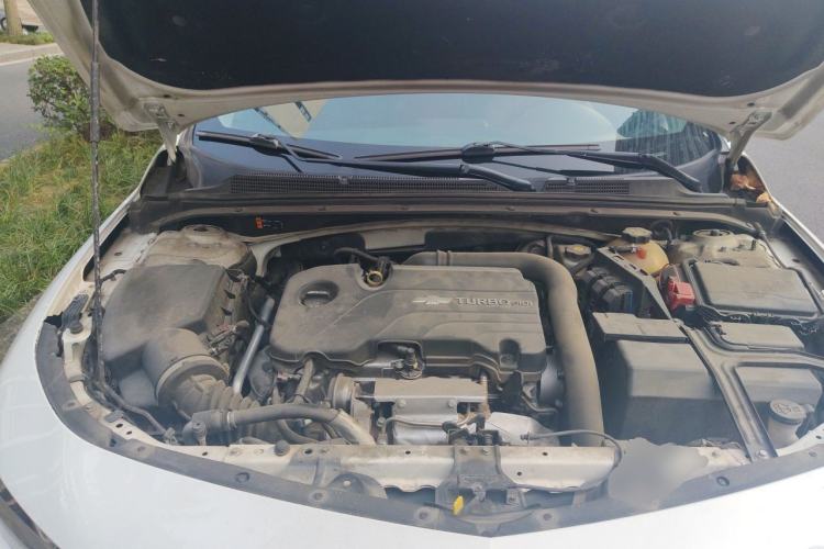 Used Chevrolet Malibu XL 2018 530T Automatic RuiChi Edition Engine Bay