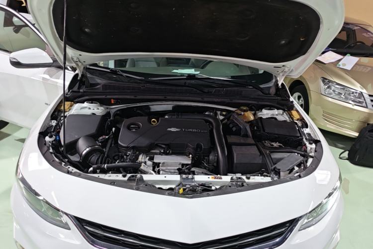 Used Chevrolet Malibu XL 2018 530T Automatic Luxury Edition Engine Bay