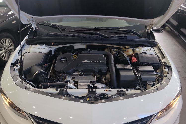 Used Chevrolet Malibu XL 2018 530T Automatic Luxury Edition Engine Bay