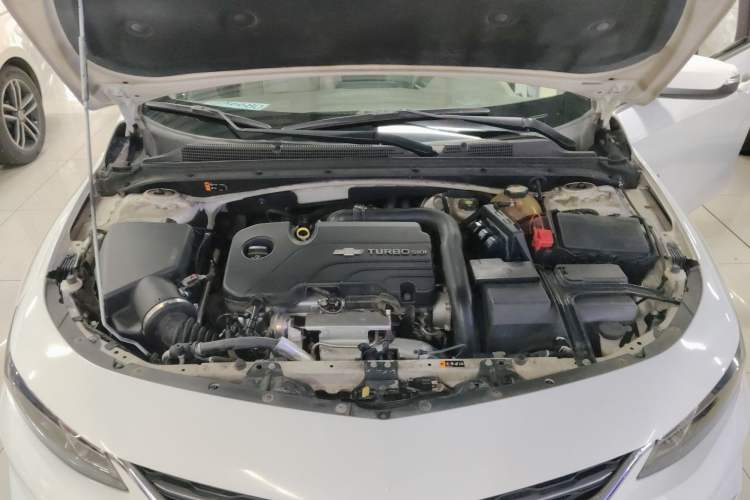 Used Chevrolet Malibu XL 2018 530T Automatic Luxury Edition Engine Bay
