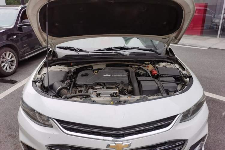 Used Chevrolet Malibu XL 2018 530T Automatic Luxury Edition Engine Bay