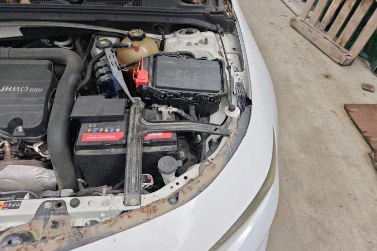Used Chevrolet Malibu XL 2018 530T Automatic RuiChi Edition Engine Bay Left