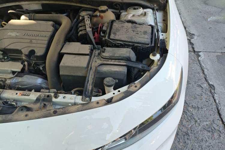 Used Chevrolet Malibu XL 2018 530T Automatic RuiChi Edition Engine Bay Left