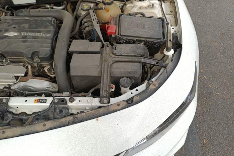 Used Chevrolet Malibu XL 2018 530T Automatic RuiChi Edition Engine Bay Left