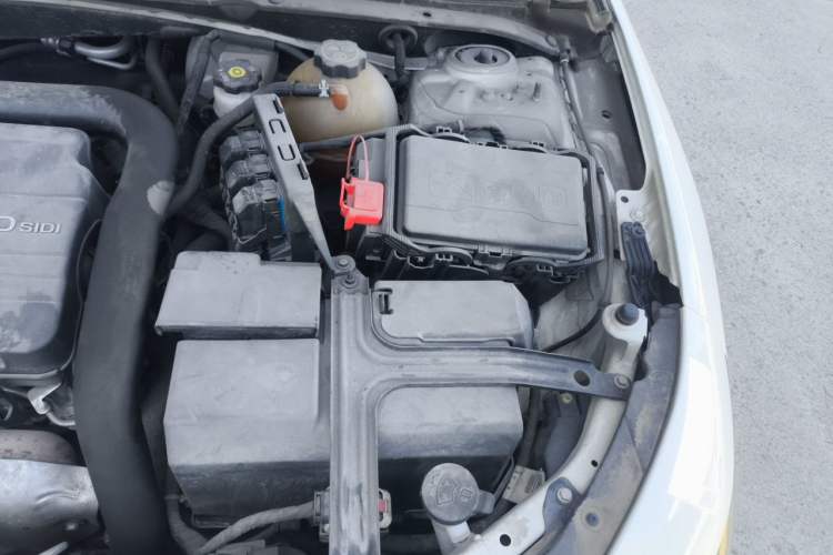 Used Chevrolet Malibu XL 2018 530T Automatic RuiChi Edition Engine Bay Left
