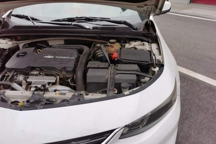 Used Chevrolet Malibu XL 2018 530T Automatic Luxury Edition Engine Bay Left