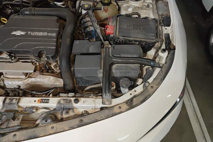 Used Chevrolet Malibu XL 2018 530T Automatic RuiChi Edition Engine Bay Left