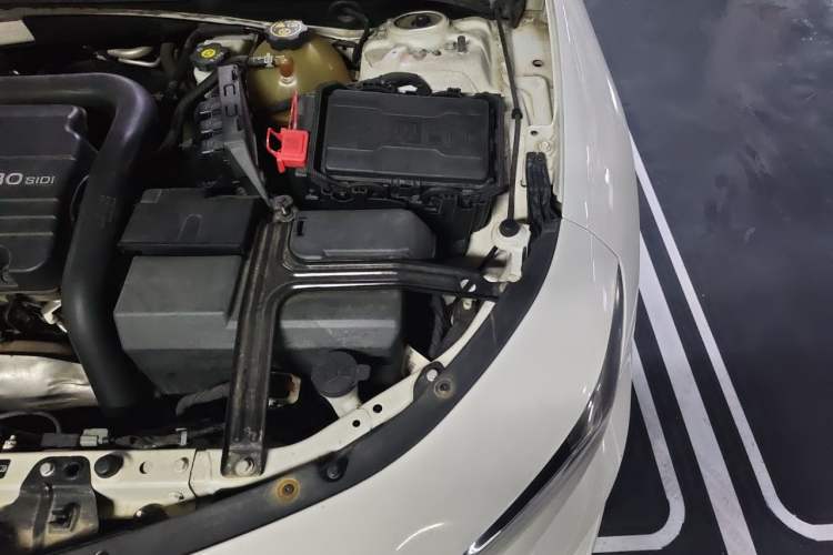 Used Chevrolet Malibu XL 2018 530T Automatic RuiChi Edition Engine Bay Left