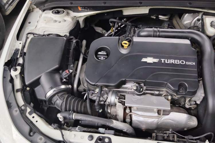 Used Chevrolet Malibu XL 2018 530T Automatic RuiChi Edition Engine Bay Right