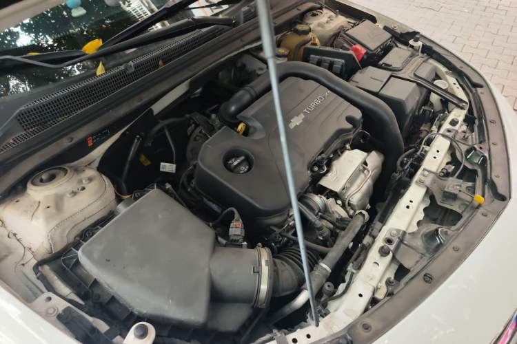 Used Chevrolet Malibu XL 2018 530T Automatic RuiChi Edition Engine Bay Right