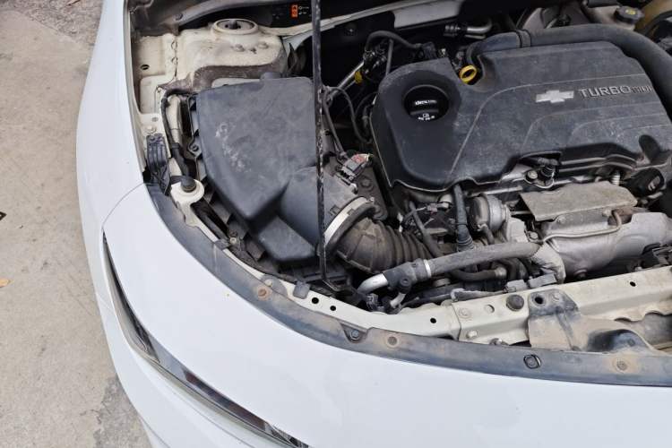 Used Chevrolet Malibu XL 2018 530T Automatic Luxury Edition Engine Bay Right