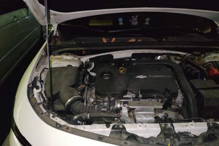 Used Chevrolet Malibu XL 2018 530T Automatic RuiChi Edition Engine Bay Right