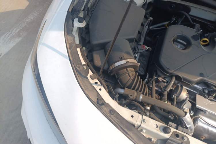 Used Chevrolet Malibu XL 2018 530T Automatic RuiChi Edition Engine Bay Right