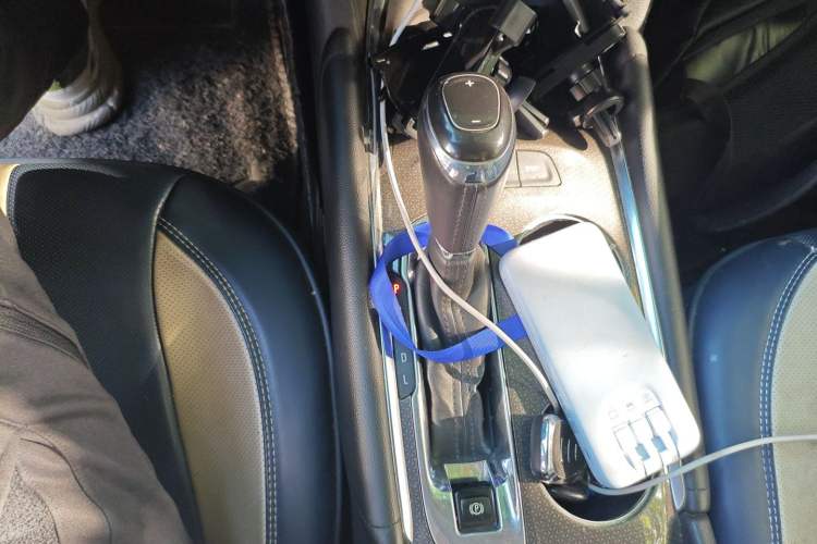 Used Chevrolet Malibu XL 2018 530T Automatic RuiChi Edition Gear Lever