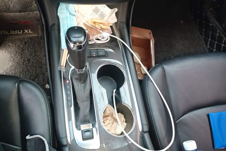 Used Chevrolet Malibu XL 2018 530T Automatic Ruiyi Edition Gear Lever