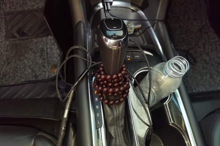 Used Chevrolet Malibu XL 2018 530T Automatic RuiChi Edition Gear Lever