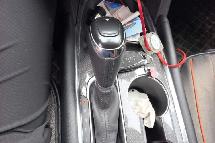 Used Chevrolet Malibu XL 2018 530T Automatic RuiChi Edition Gear Lever