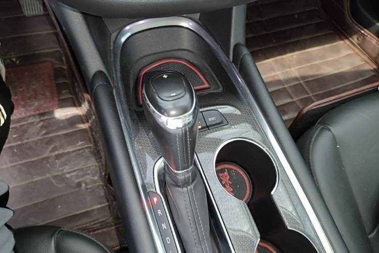 Used Chevrolet Malibu XL 2018 530T Dual-Clutch Ruiyao Edition Gear Lever