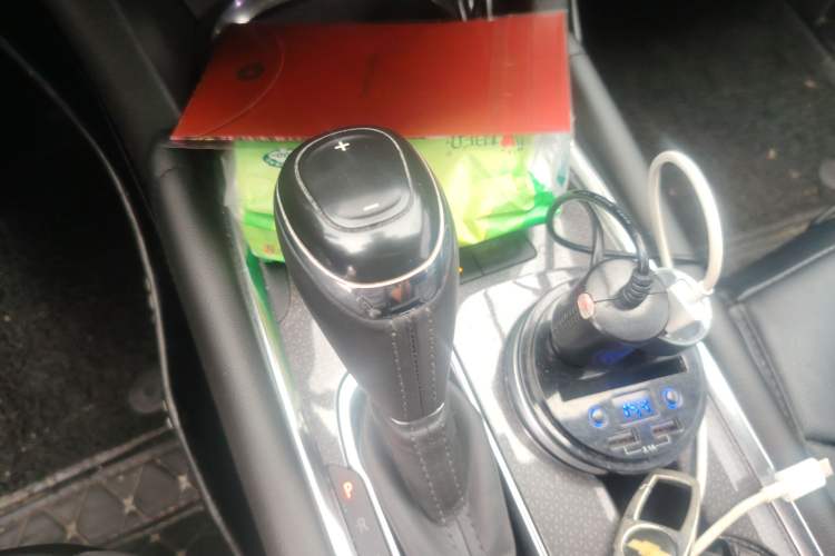 Used Chevrolet Malibu XL 2018 530T Automatic RuiChi Edition Gear Lever