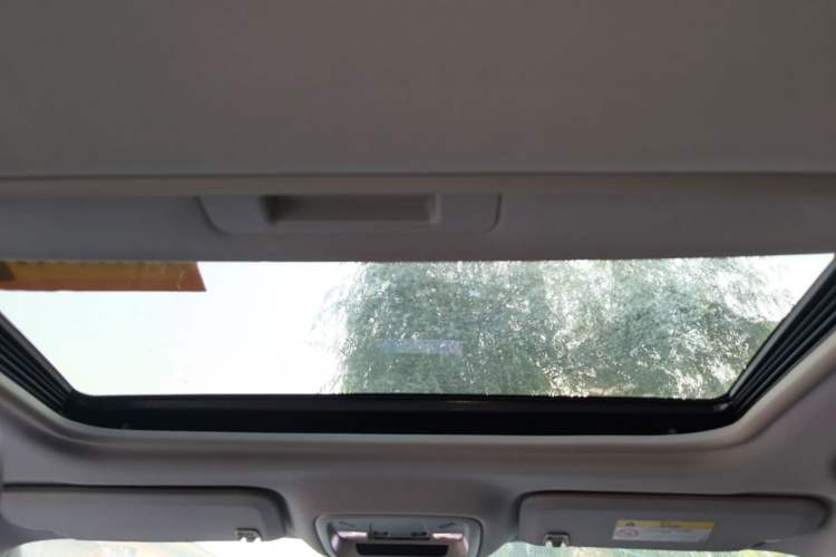 Used Chevrolet Malibu XL 2018 530T Automatic RuiChi Edition Headliner