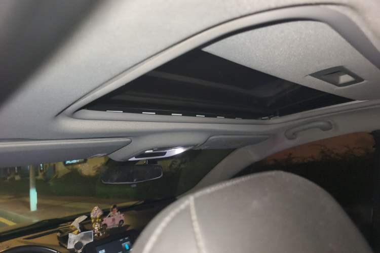 Used Chevrolet Malibu XL 2018 530T Automatic RuiChi Edition Headliner