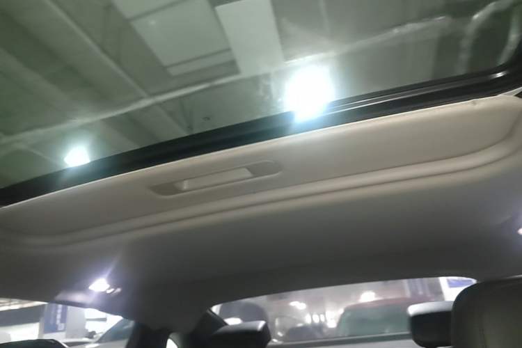 Used Chevrolet Malibu XL 2018 530T Automatic Ruiyi Edition Headliner