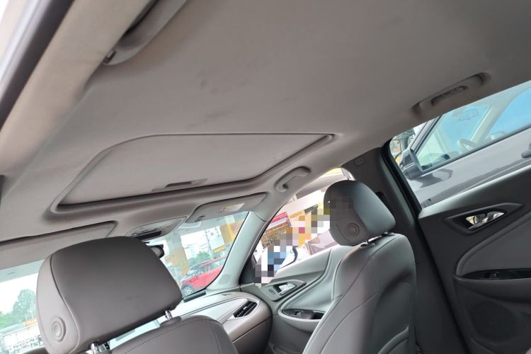 Used Chevrolet Malibu XL 2018 530T Automatic Luxury Edition Headliner