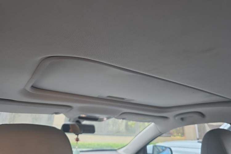 Used Chevrolet Malibu XL 2018 530T Automatic Luxury Edition Headliner