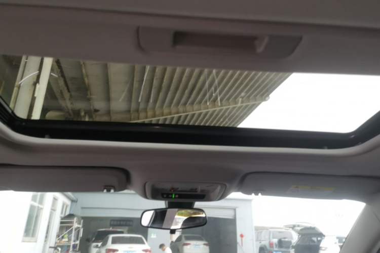 Used Chevrolet Malibu XL 2018 530T Automatic Ruiyi Edition Headliner