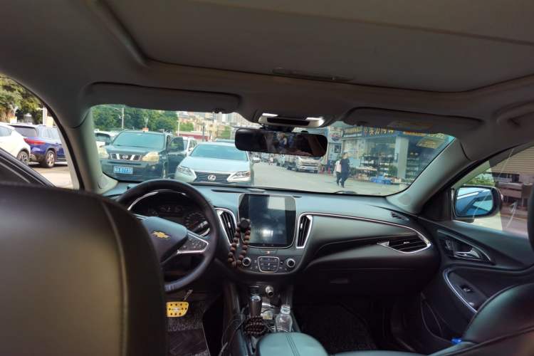 Used Chevrolet Malibu XL 2018 530T Automatic RuiChi Edition Headliner