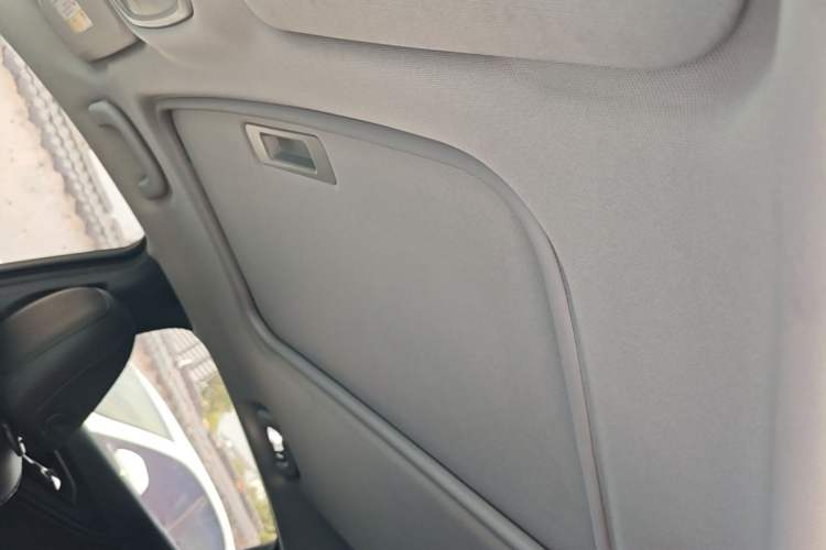 Used Chevrolet Malibu XL 2018 530T Automatic Ruiyi Edition Headliner