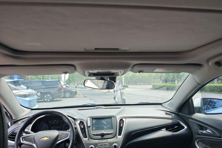 Used Chevrolet Malibu XL 2018 530T Automatic RuiChi Edition Headliner