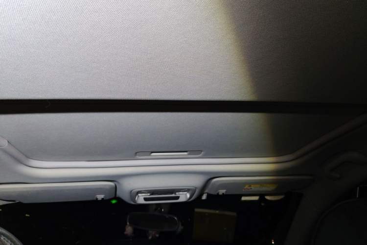 Used Chevrolet Malibu XL 2018 530T Automatic RuiChi Edition Headliner