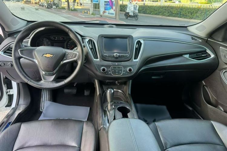 Used Chevrolet Malibu XL 2018 530T Automatic RuiChi Edition Interior 2