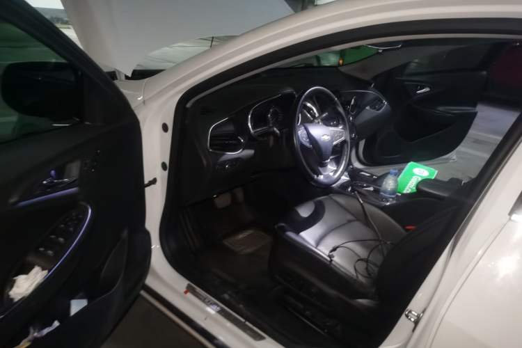 Used Chevrolet Malibu XL 2018 530T Automatic Ruiyi Edition Interior 3
