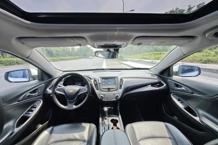 Used Chevrolet Malibu XL 2018 530T Automatic RuiChi Edition Interior 3