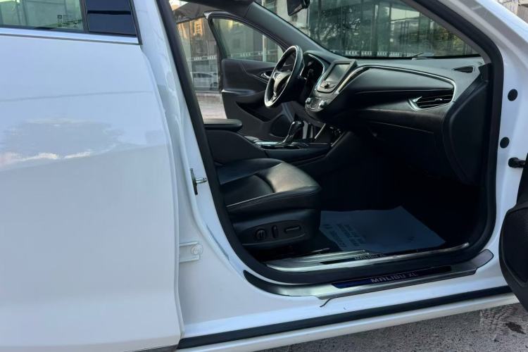 Used Chevrolet Malibu XL 2018 530T Automatic RuiChi Edition Interior 4