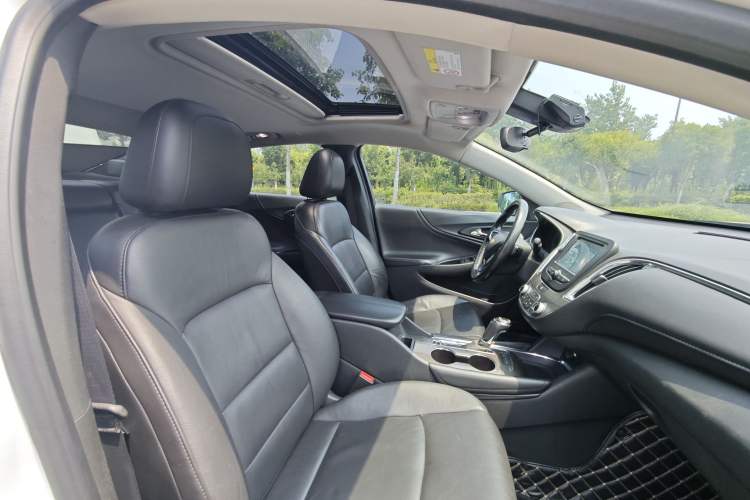 Used Chevrolet Malibu XL 2018 530T Automatic RuiChi Edition Interior 6