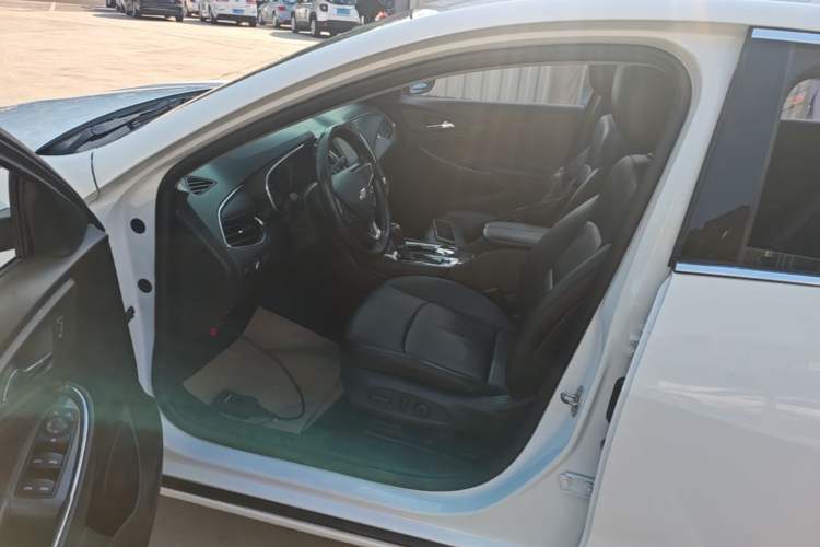 Used Chevrolet Malibu XL 2018 530T Automatic RuiChi Edition Left Front Seat