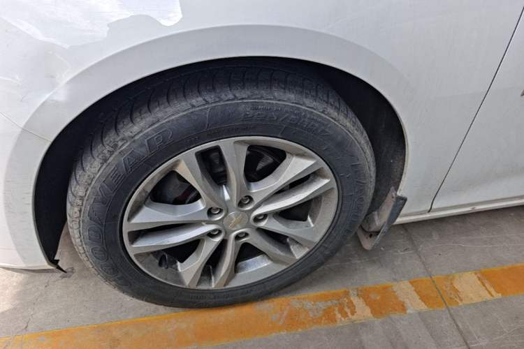 Used Chevrolet Malibu XL 2018 530T Automatic Ruiyi Edition Left Front Wheel Hub