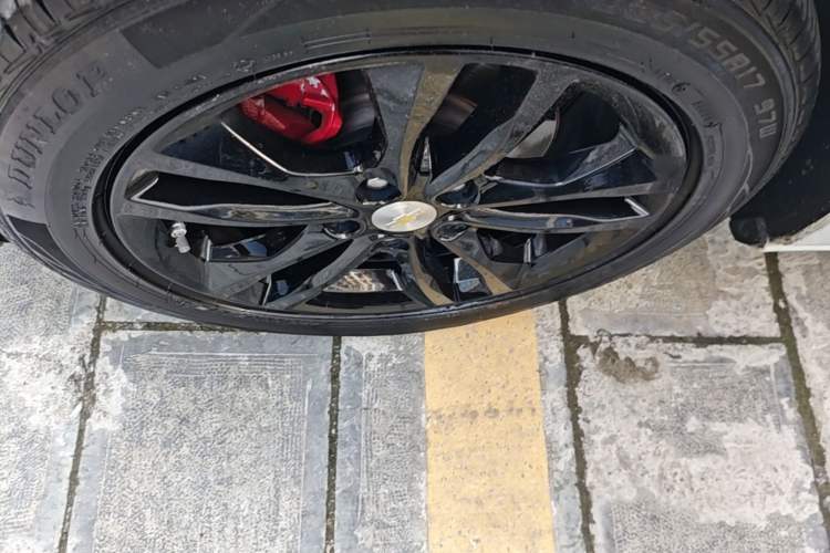 Used Chevrolet Malibu XL 2018 530T Automatic Ruiyi Edition Left Front Wheel Hub