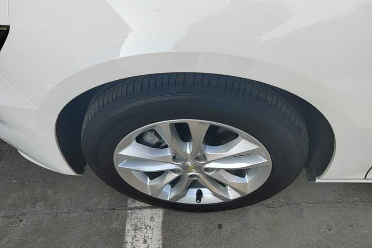 Used Chevrolet Malibu XL 2018 530T Automatic RuiChi Edition Left Front Wheel Hub