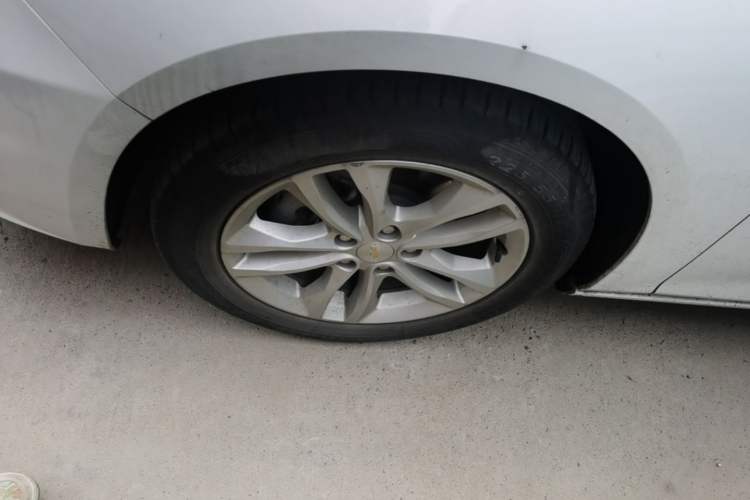 Used Chevrolet Malibu XL 2018 530T Automatic Ruiyi Edition Left Front Wheel Hub