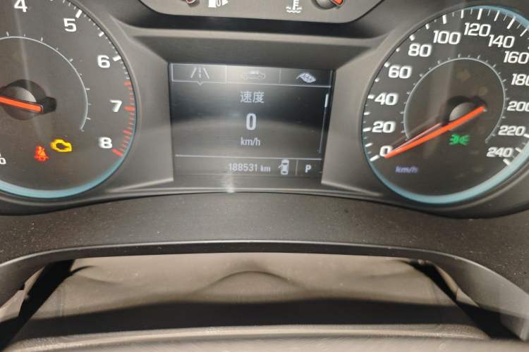 Used Chevrolet Malibu XL 2018 530T Automatic Luxury Edition Odometer Close Up