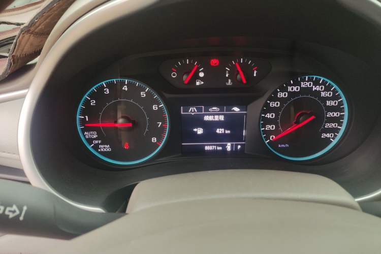 Used Chevrolet Malibu XL 2018 530T Automatic Luxury Edition Odometer Close Up