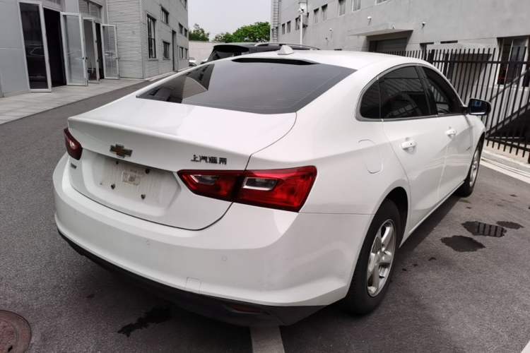 Used Chevrolet Malibu XL 2018 530T Automatic Luxury Edition Rear Right 45 Deg
